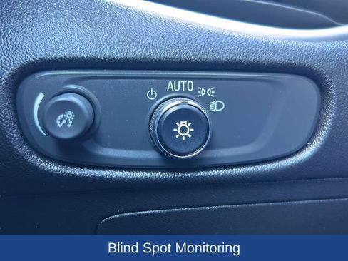 Used 2024 Chevrolet Malibu LT FWD image 13