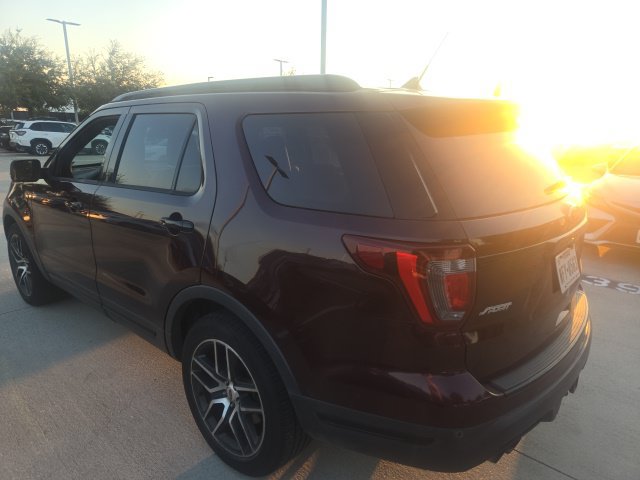 Used 2018 Ford Explorer Sport w/ Equipment Group 401A AWD/4WD image 4