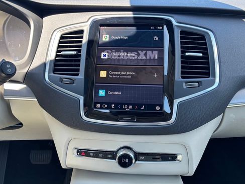 Certified 2024 Volvo XC90 B5 Core w/ Climate Package AWD/4WD image 9