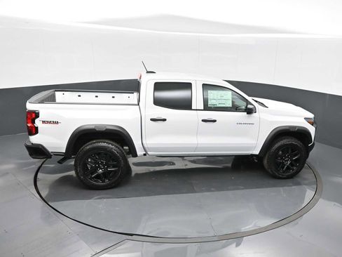 Used 2024 Chevrolet Colorado Trail Boss image 16