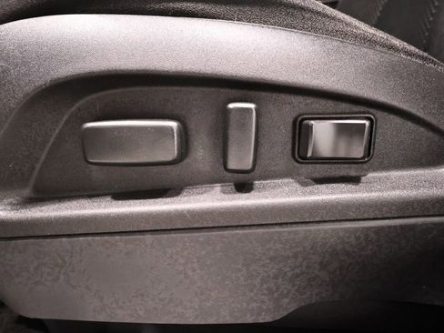 Used 2017 Chevrolet Equinox LT w/ Convenience Package FWD image 14