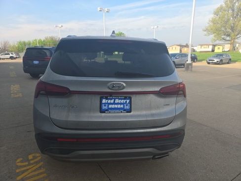 Used 2021 Hyundai Santa Fe SE image 5