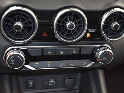 New 2025 Nissan Sentra S image 12