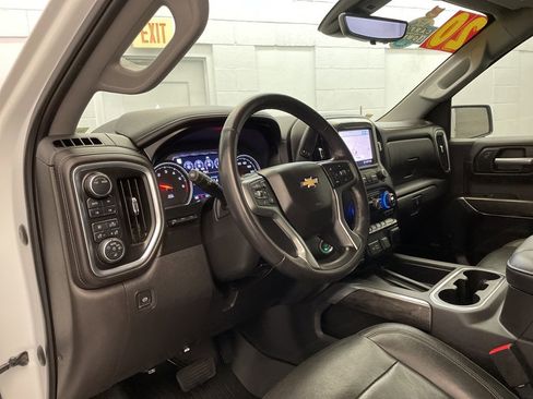 Used 2020 Chevrolet Silverado 1500 LTZ w/ LTZ Premium Package image 23