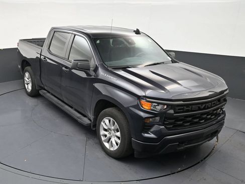 Used 2023 Chevrolet Silverado 1500 Custom RWD image 18