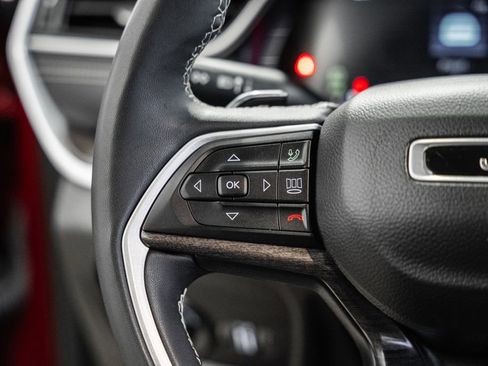 Certified 2023 Jeep Grand Cherokee Limited image 35