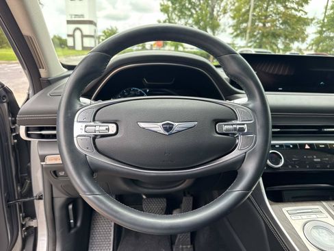 Used 2022 Genesis GV80 2.5T w/ Prestige Package 04 AWD/4WD image 15