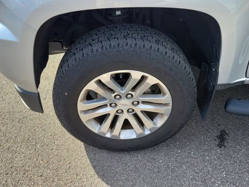 Used 2017 GMC Canyon SLT w/ Driver Alert Package image 37