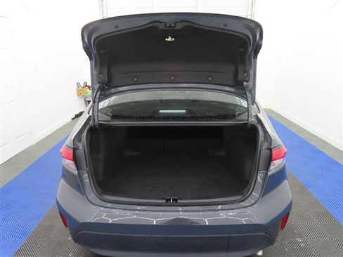 Used 2025 Toyota Corolla LE FWD image 8