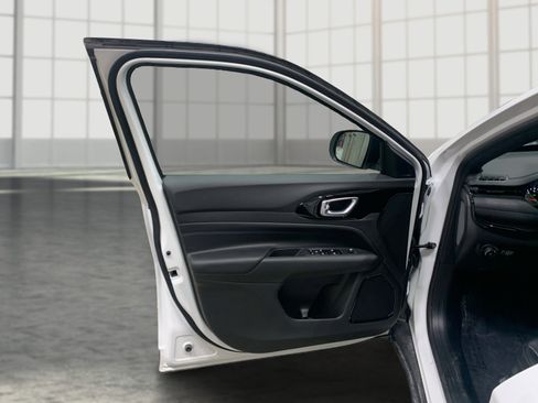 New 2026 Jeep Compass Latitude AWD/4WD image 18