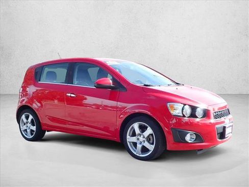 Used 2013 Chevrolet Sonic LTZ FWD image 6