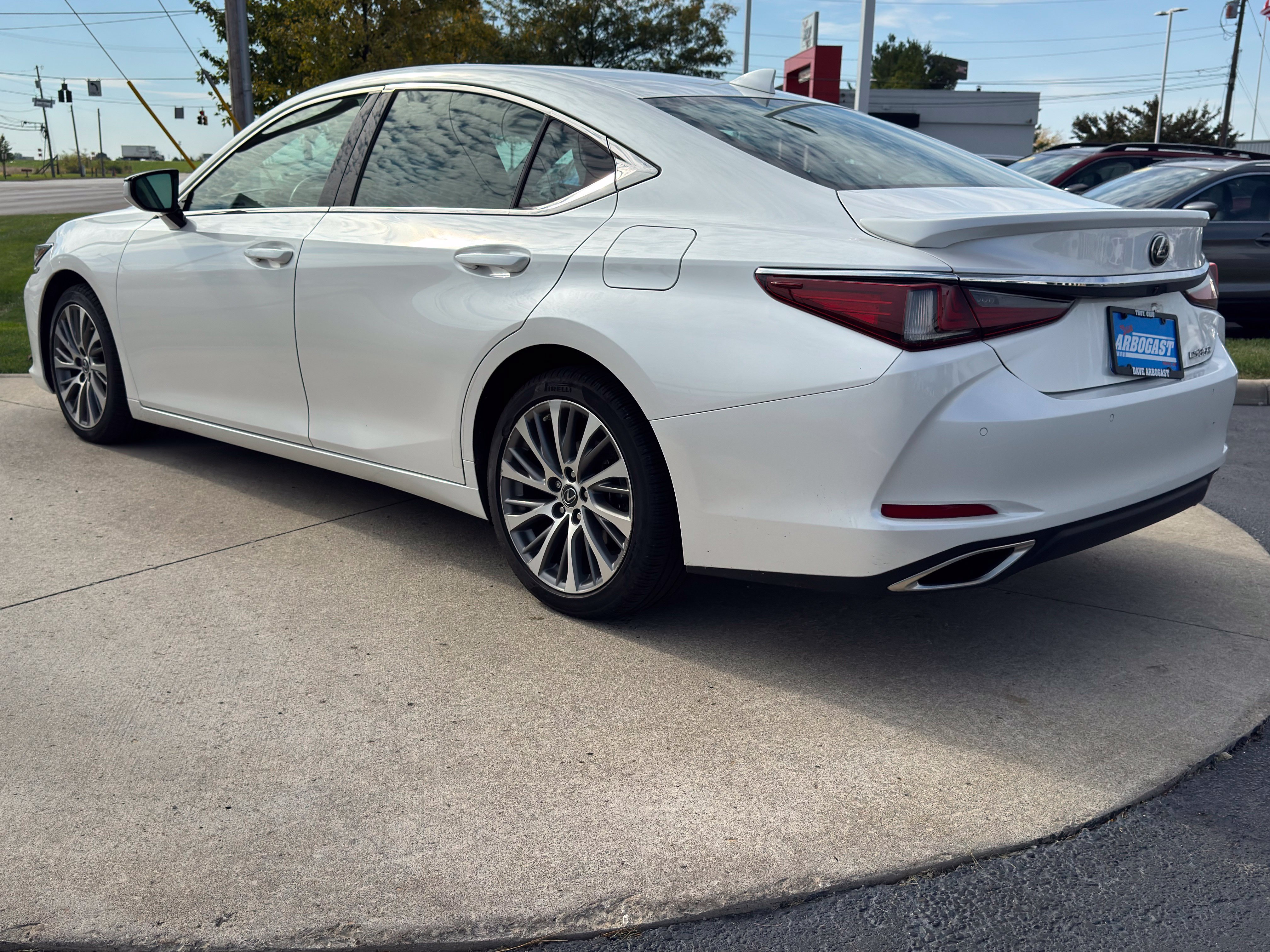 Used 2020 Lexus ES 350 w/ Premium Package FWD image 5