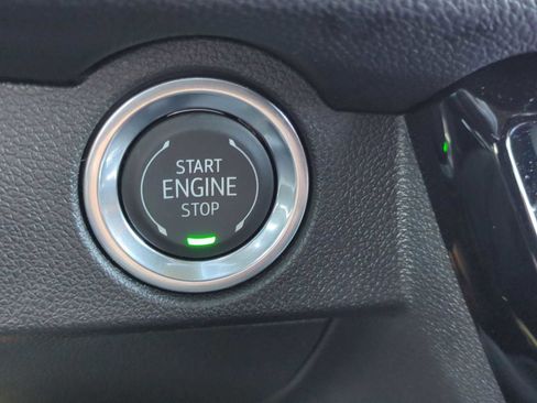 Used 2026 Chevrolet Traverse High Country image 17