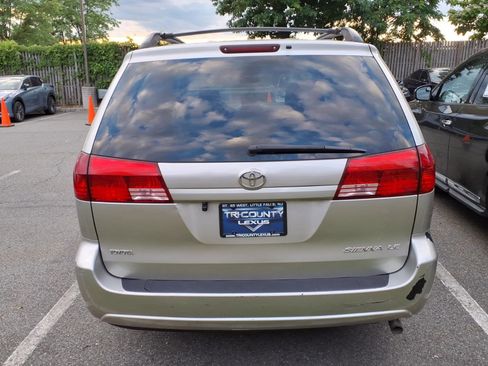 Used 2004 Toyota Sienna CE FWD image 14