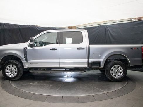 Used 2024 Ford F250 XLT image 9