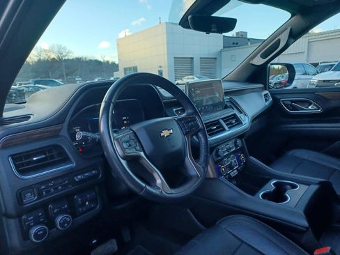 Used 2022 Chevrolet Tahoe High Country w/ Premium Package image 8