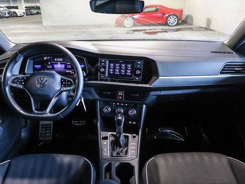 Certified 2023 Volkswagen Jetta Sport image 12