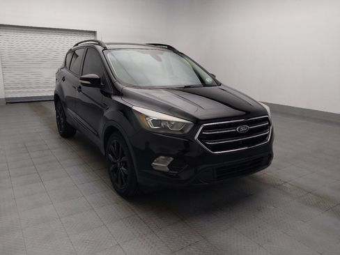 Used 2017 Ford Escape Titanium FWD image 14