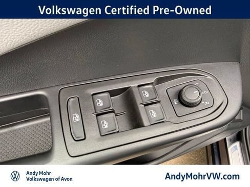 Used 2023 Volkswagen Taos SEL AWD/4WD image 14