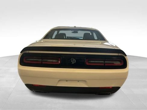 Used 2022 Dodge Challenger SRT Hellcat Redeye image 5