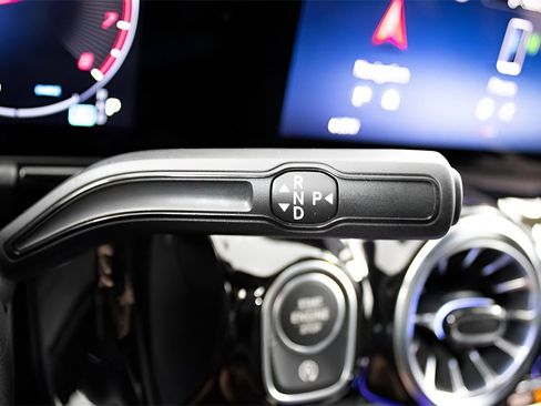 Used 2025 Mercedes-Benz GLA 250 image 19