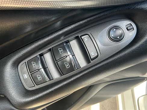 Used 2015 INFINITI Q50 AWD w/ Moonroof Package image 26