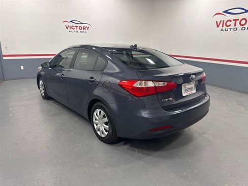 Used 2015 Kia Forte LX w/ Popular Package FWD image 4