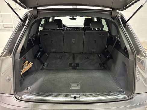 Used 2021 Audi Q7 3.0T Premium Plus w/ Executive Package image 8