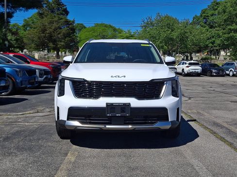 Used 2026 Kia Sorento S AWD/4WD image 2