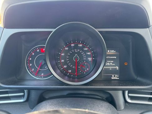 Certified 2022 Hyundai Elantra SEL image 16