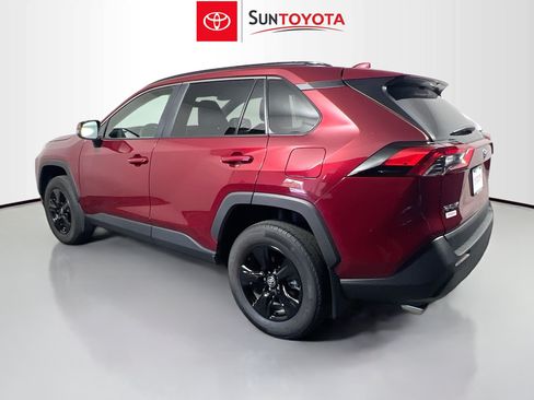 Used 2025 Toyota RAV4 XLE w/ Convenience Package FWD image 7