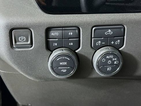 Used 2024 Chevrolet Silverado 1500 RST w/ Convenience Package II AWD/4WD image 10