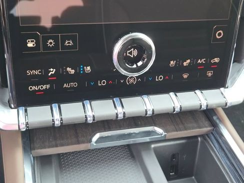 New 2026 GMC Acadia Denali Ultimate AWD/4WD image 38
