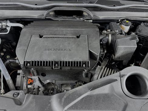 Certified 2025 Honda Pilot EX-L image 30