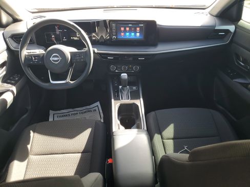 Certified 2025 Nissan Kicks S image 13