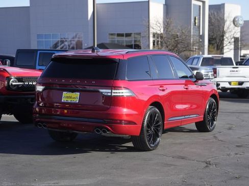 Used 2025 Lincoln Aviator Reserve w/ Equipment Group 201A image 6