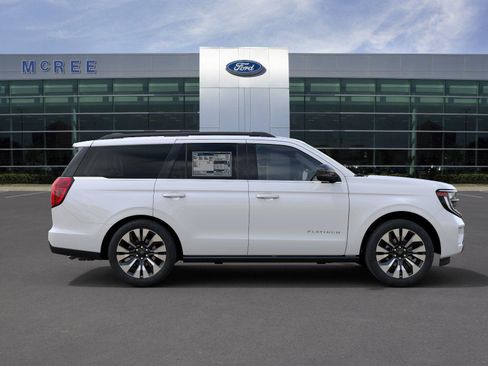 New 2027 Ford Expedition Platinum w/ Driver's Package AWD/4WD image 5