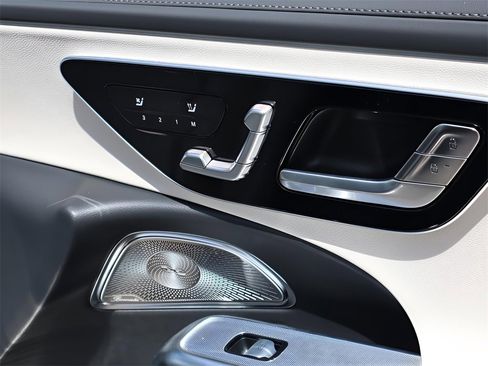 New 2026 Mercedes-Benz E 350 4MATIC Sedan image 10