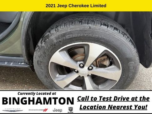 Used 2021 Jeep Cherokee Limited w/ Elite Package AWD/4WD image 22