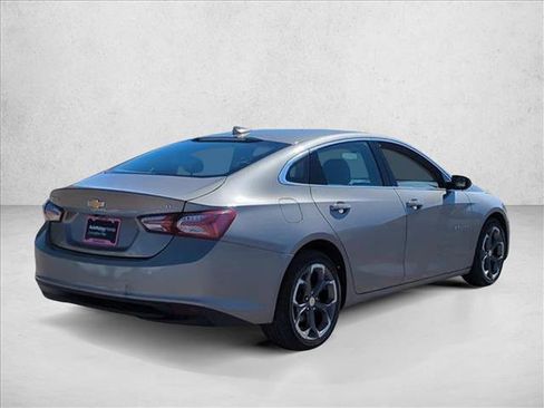 Used 2022 Chevrolet Malibu LT image 6