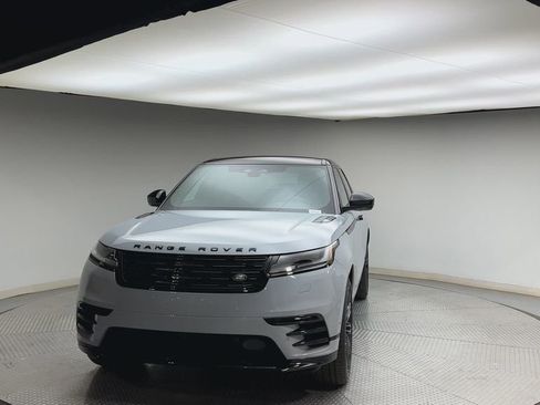 New 2026 Land Rover Range Rover Velar Dynamic SE image 7