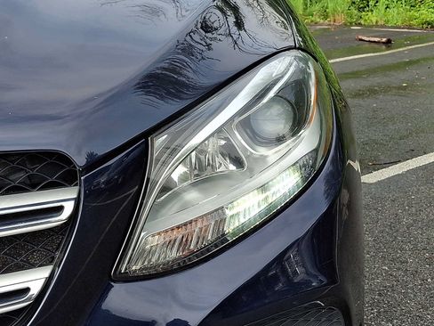 Used 2017 Mercedes-Benz GLE 350 4MATIC image 9