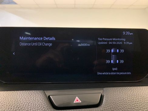 Used 2024 MAZDA CX-90 3.3 Turbo w/ Preferred Plus AWD/4WD image 29