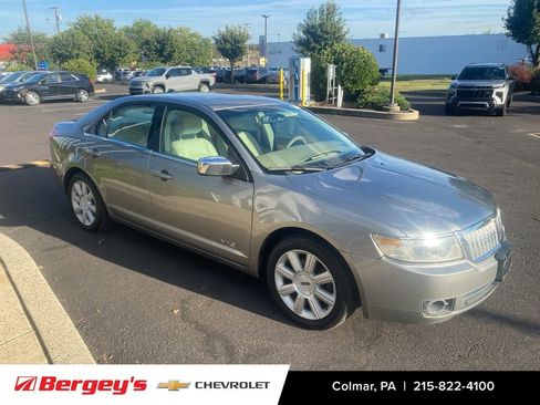 Used 2008 Lincoln MKZ image 3
