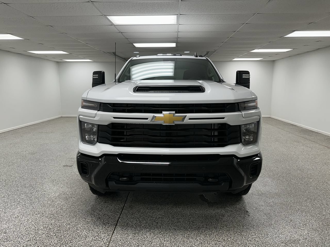 New 2026 Chevrolet Silverado 2500 Custom w/ Custom Value Package AWD/4WD image 3