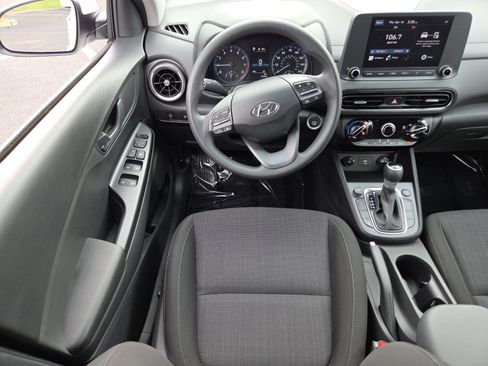 Used 2023 Hyundai Kona SEL AWD/4WD image 28