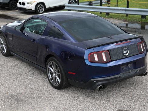 Used 2012 Ford Mustang GT Premium w/ Security Pkg RWD image 3