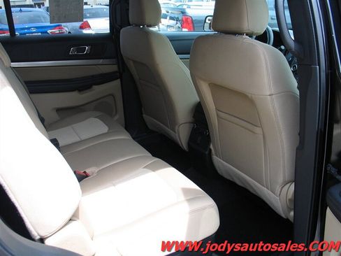 Used 2017 Ford Explorer 4WD image 24