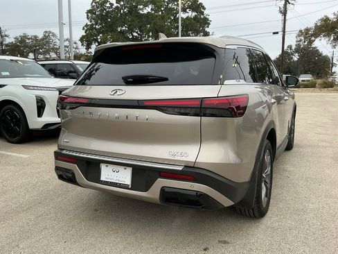 Certified 2023 INFINITI QX60 Luxe w/ Cargo Package image 3