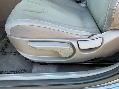Used 2021 Hyundai Elantra SEL w/ Cargo Package FWD image 11